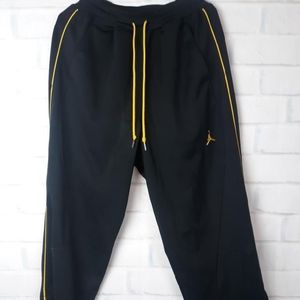 Jordan heavy quality material.. athletic wear